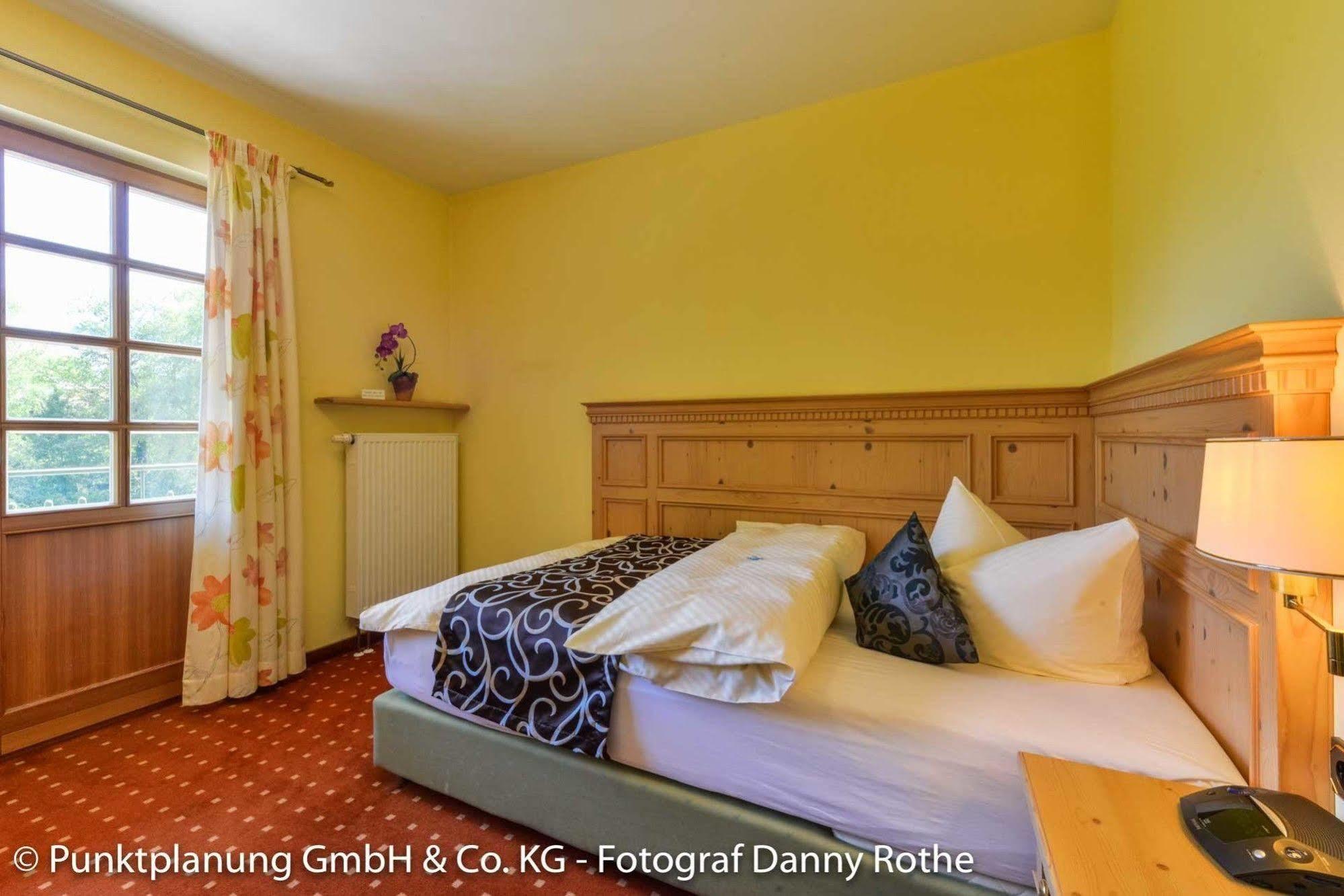 Hotel Oberwirt Obing Экстерьер фото